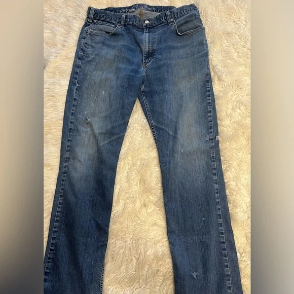Carhartt Men’s Relaxed Fit Distressed Jeans. Size 38 - Picture 5 of 7